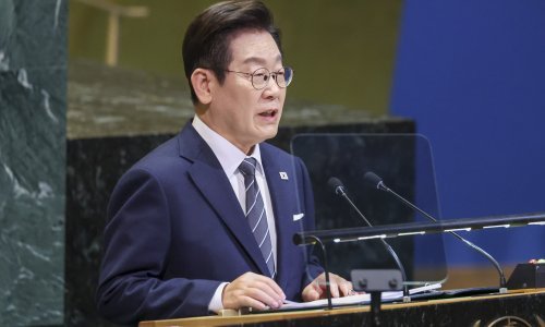 [VIDEO] Još jedan svjetski čelnik zapeo u prometu zbog Trumpove povorke