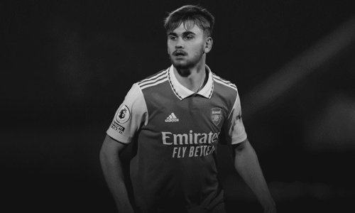 Bivši talent Arsenala (21) preminuo nakon što je na utakmici glavom udario o betonski zid