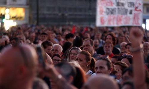Opći štrajk u Grčkoj: Radnici ustaju protiv planova da se radi 13 sati dnevno