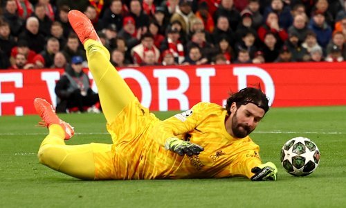 Liverpool uoči dva velika derbija ostao bez golmana