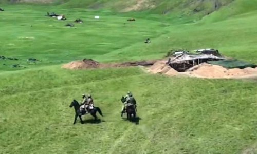 Pojavile se slike Rusa na konjima: Hoće li stvarno u galopu jurišati na Ukrajince!?