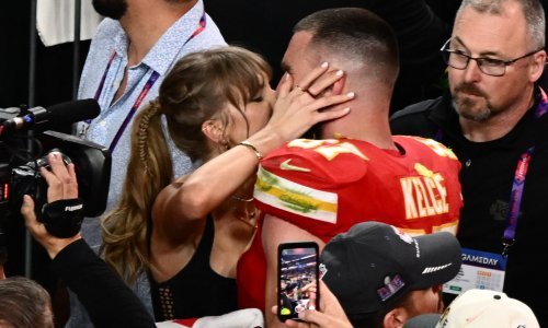 'Najnapaljenija' u karijeri Taylor Swift: 'Pjesma je jasno i eksplicitno o penisu Travisa Kelcea'