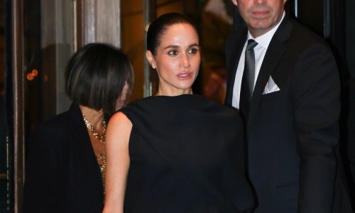 Neobična haljina Meghan Markle bila je pravi magnet za poglede