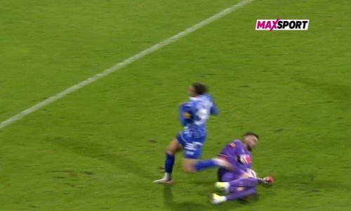 Pogledajte trenutak kad su igrači i klupa Lokomotive tražili crveni karton za golmana Dinama