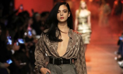 Ukrala je svu pozornost: Lijepa kći Monice Bellucci otvorila modnu reviju u Parizu