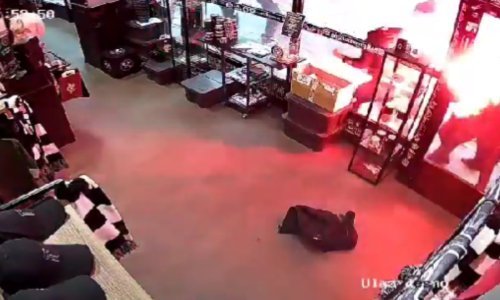 Procurila šokantna snimka divljanja Grobara i Delija; gasio baklju na glavi suparničkog navijača