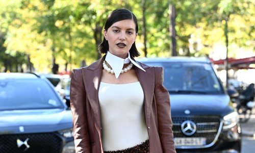 Ove cipele veliki su trend, a koliko god se opirali, vrlo vjerojatno ćete ih nositi