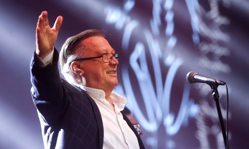 Sprememba lokacije zbiranja za Halida Bešlića v Zagrebu