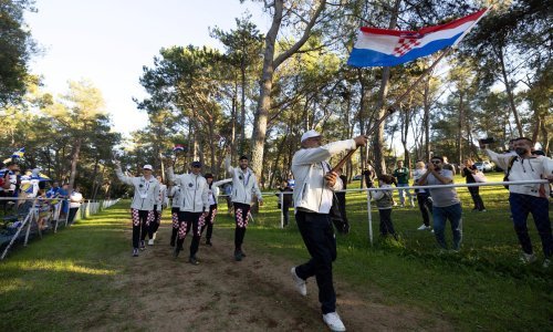 U Barbanu svečano otvoreno Balkansko prvenstvo u daljinskom jahanju