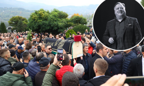 Pokopan je Halid Bešlić: Od suza unuka do izostanka Sejde - ovako je izgledao nezaboravan ispraćaj