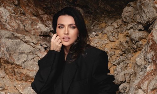 'Krv nije voda': Pogledajte kako mlađa sestra Nine Badrić pjeva popularni hit