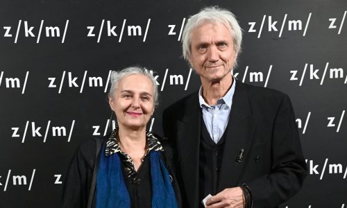 Poznati na premijeri: Darko Rundek se pojavio u društvu partnerice Sande koju rijetko vidimo