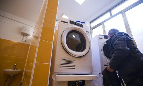 Djevojčica u Austriji uvukla se u bubanj sušilice: Vatrogasci ju jedva uspjeli spasiti
