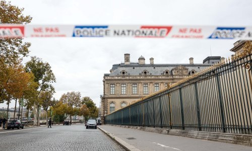 Trebalo im je samo sedam minuta: Kako su lopovi uspjeli opljačkati Louvre