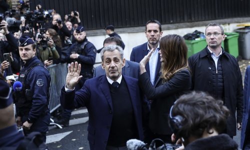 Sarkozy u zatvoru dobio prijetnje smrću?