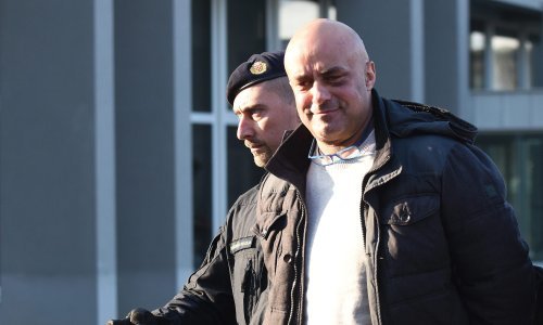 Novi detalji jučerašnje pucnjave: Lučića terete za pokušaj ubojstva, motiv je ljubomora?