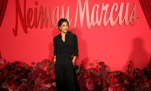 Eva Longoria bila je magnet za poglede u hlačama stvorenim za peglanje figure i efekt dugih nogu