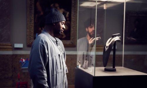 Kad život imitira umjetnost: Pljačka u Louvreu brojne je podsjetila na ovaj Netflixov hit