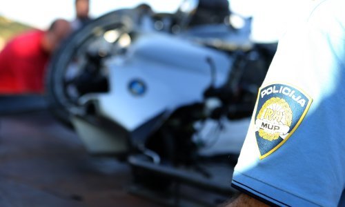 Teška nesreća na državnoj cesti kod Karlovca, više ozlijeđenih