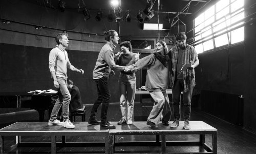 U Teatru &TD parodija mjuzikla istražuje granicu između ironije i zaljubljenosti