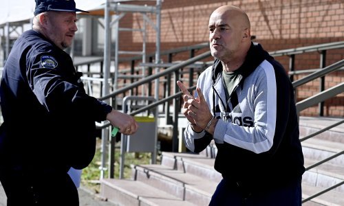 Leon Lučić doveden na sud u Velikoj Gorici pa zapjevao novinarima