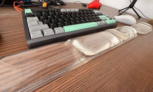 Je li oslonac za zglobove Epomaker CloudGel zbilja dobar za svakodnevno tipkanje? Isprobali smo ga