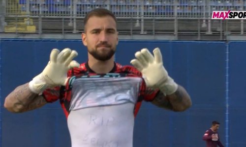Josip Posavec umjesto proslave gola, odao počast legendarnom vrataru