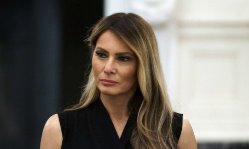 Melania Trump nastavlja blagdanske tradicije u Bijeloj kući unatoč rušenju Istočnog krila