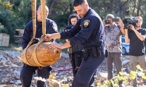 Deaktivirana avionska bomba pronađena u Puli: Uspjeli smo odviti upaljač i izvaditi detonator