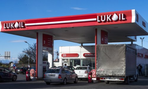 Tko će preuzeti Lukoil Hrvatska? Spominje se više imena, u igri je i general Čermak