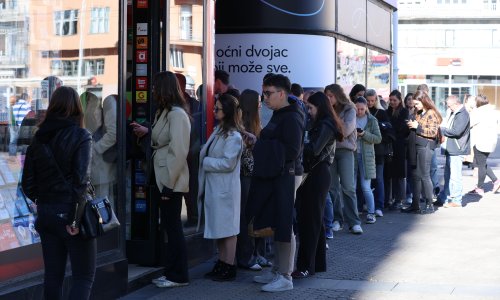 Pogledajte gužvu koja se stvorila u Zagrebu zbog ulaznica za Thompsonove koncerte