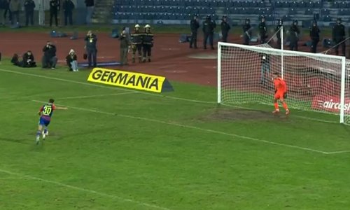 Hajduk Španjolac pokušao 'panenku'. Pogledajte kako se osramotio