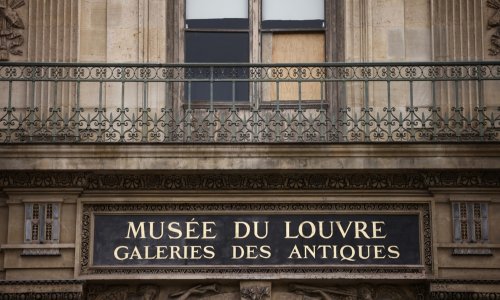 Uhićen treći osumnjičenik za pljačku u muzeju Louvre