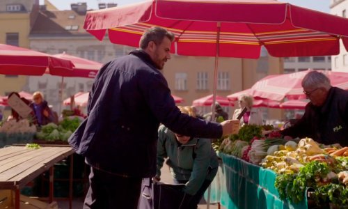 Grčki chef Akis Petretzikis otkriva hrvatske okuse u novoj epizodi emisije 'Gurmansko putovanje Akisa Petretzikisa'