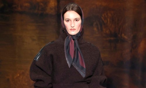 Povratak klasike: Suknja koju smo godinama izbjegavali ponovno je hit, a evo kako se nosi