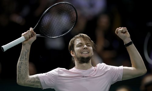 Teniska senzacija u Parizu: Kazahstan prvi put ima predstavnika u polufinalu Mastersa