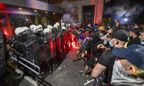 Ulice su gorjele, Vučić je kiptio, no ništa ga nije razbjesnilo kao propast posla s Trumpovim zetom