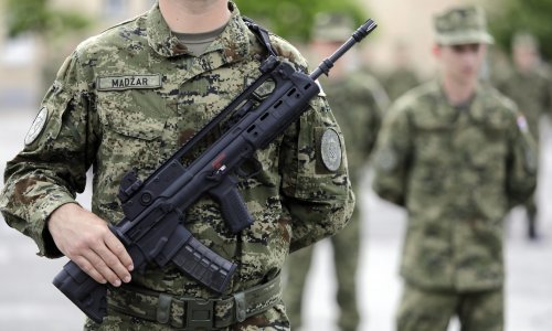 Državljanima BiH, koji će u Hrvatskoj služiti vojni rok, prijeti oduzimanje državljanstva?