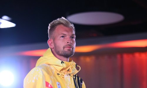 Slijedi mu ozbiljan udar na novčanik: Ruben se naslikavao s plavušom, a onda je uslijedio šok