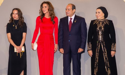 Nasljednica lijepe kraljice oduševila u chic haljini, a efektni detalji dali su posebnu notu