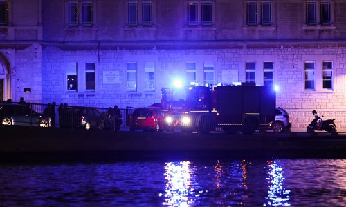 Užas u Trogiru: Zabio se u parkirane automobile i poginuo