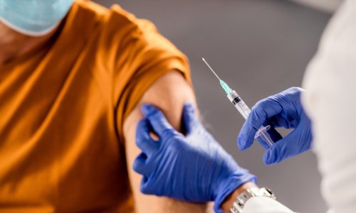 Savjeti nutricionista: Što jesti i piti prije i nakon cijepljenja protiv gripe?