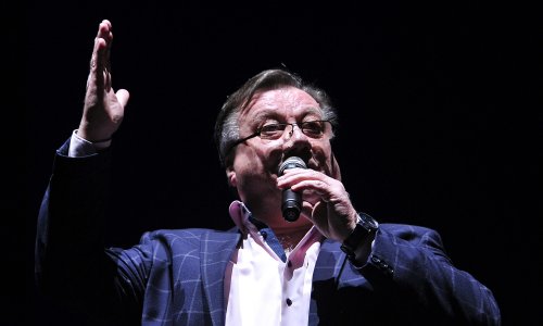 Halid Bešlić na velikom platnu: Počinje rad na biografskom filmu, menadžer otkrio detalje