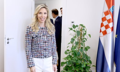 Trumpova veleposlanica kod Jandrokovića u hlačama koje su uvijek pun pogodak