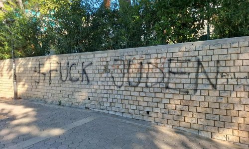 FOTO Sramotan antisemitski grafit na šetnici u Makarskoj