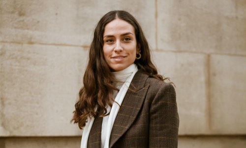 Ove duge suknje iz Zare čine savršenu kombinaciju s kožnom jaknom