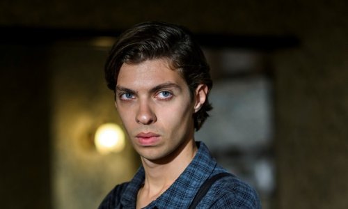 Uloga koja osvaja: Tko je zgodni Josip Vukas u 'Divljim pčelama'?