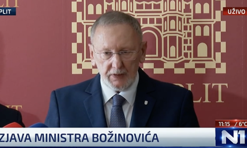 Torcida i branitelji najavili prosvjed na rivi: Božinović stigao u Split, počelo obraćanje medijima