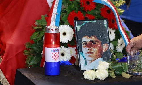 Pokopan i drugi branitelj Vukovara: Imao je 20 godina, pronašli ga zajedno s Nicolierom