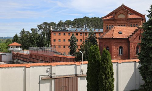 Hrvatski zatvori pucaju po šavovima, evo tko najčešće završava u njima i zbog čega